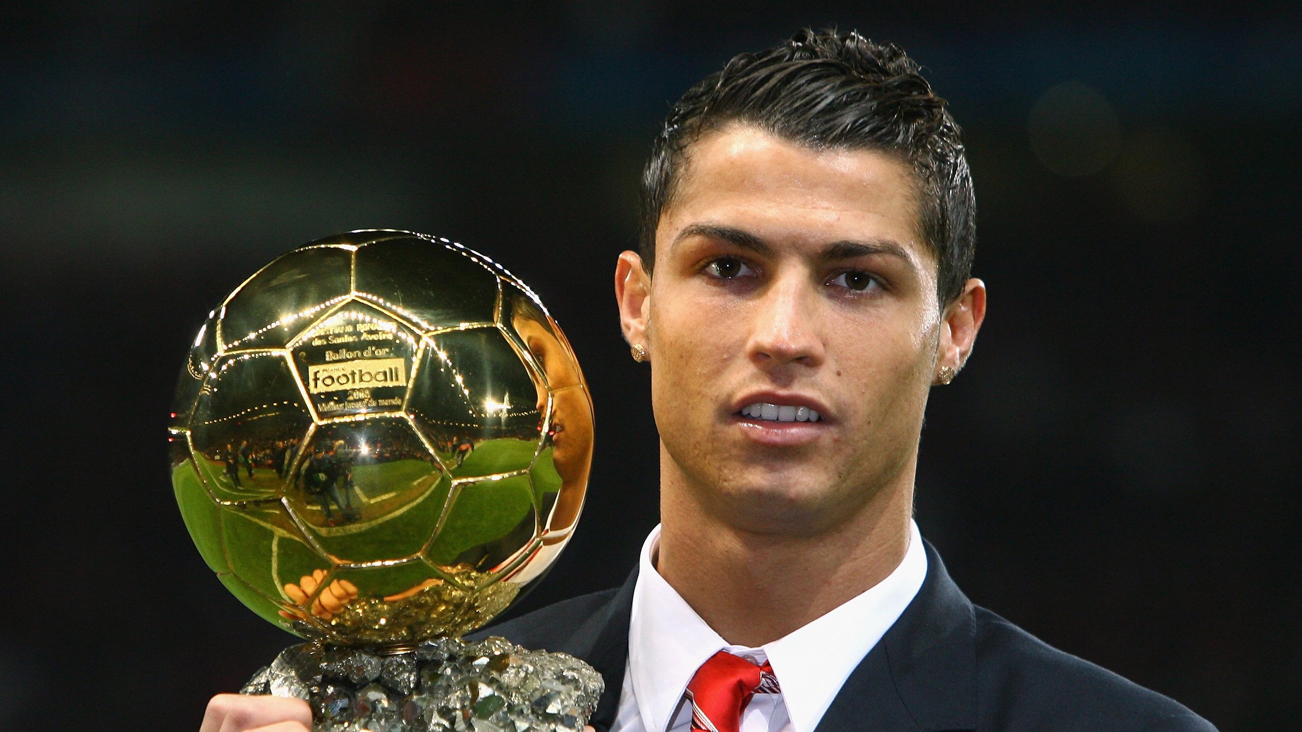 《【科技变革】VR、AR技术带来沉浸式电竞体验》，vr technology